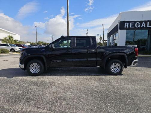 2025 GMC Sierra 1500 Pro