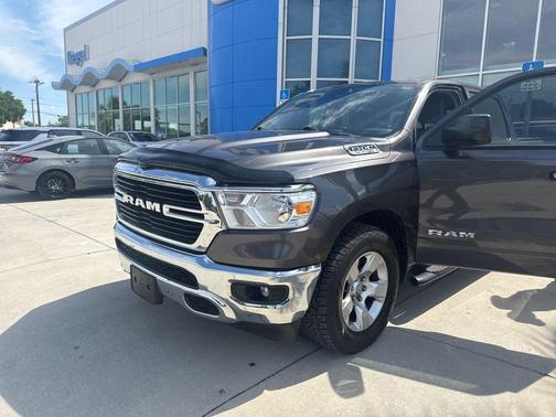 Granite Crystal Clearcoat Metallic 2019 RAM 1500 Big Horn