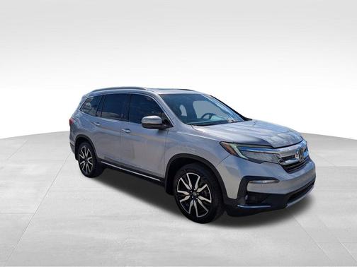 2019 Honda Pilot Touring 8-Passenger