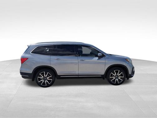 2019 Honda Pilot Touring 8-Passenger