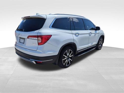 2022 Honda Pilot Elite