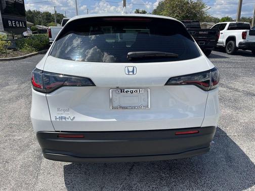 2025 Honda HR-V LX