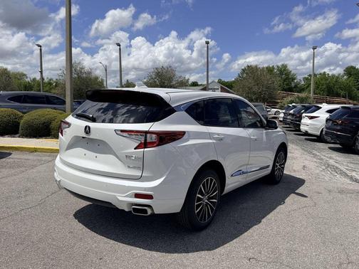 Platinum White Pearl 2026 Acura RDX ADVANCE PACKAGE