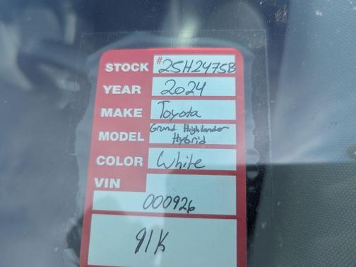 2024 Toyota Grand Highlander Hybrid XLE