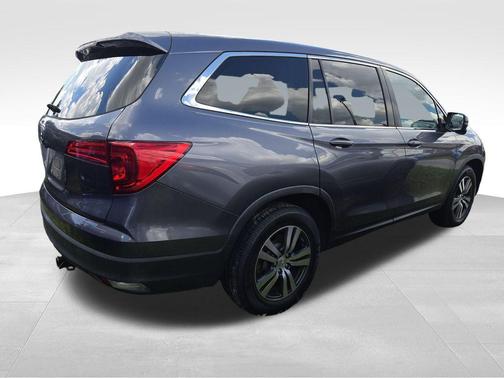 2018 Honda Pilot EX