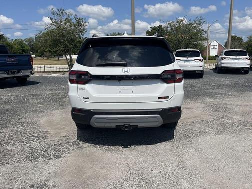 2025 Honda Pilot TrailSport