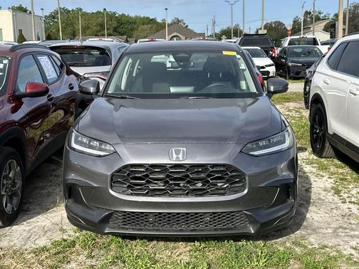 Gray 2024 Honda HR-V LX