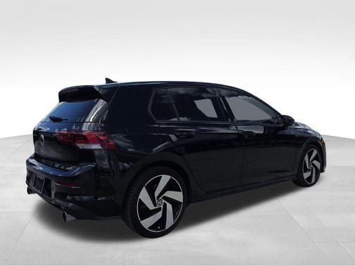 2022 Volkswagen Golf GTI 2.0T S