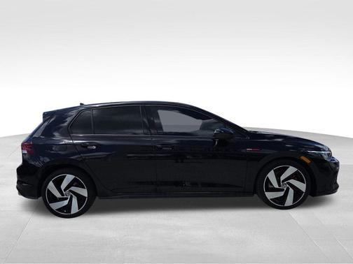 2022 Volkswagen Golf GTI 2.0T S