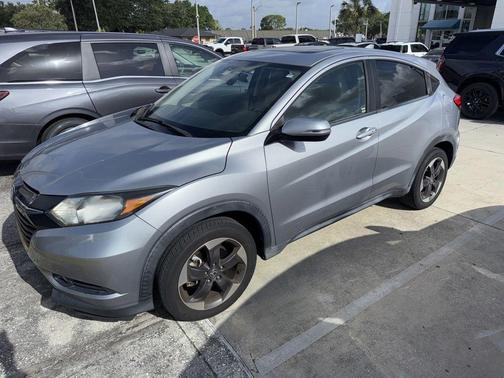 Lunar Silver Metallic 2018 Honda HR-V EX