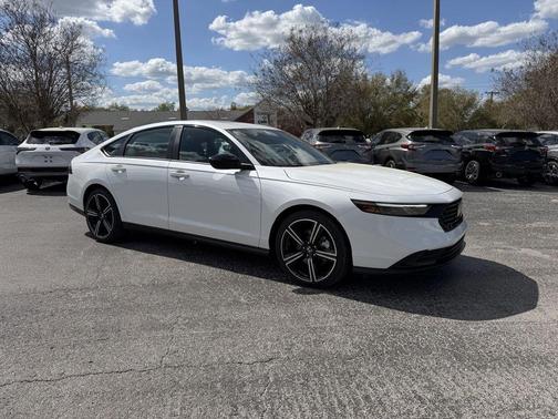 Platinum White Pearl 2026 Honda Accord Hybrid Sport