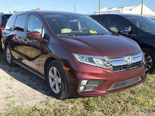 Deep Scarlet Pearl 2018 Honda Odyssey EX-L