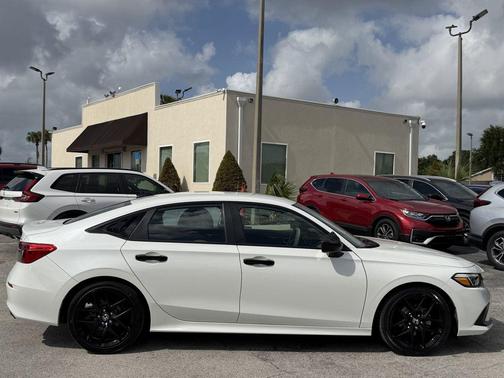 White 2023 Honda Civic Sport