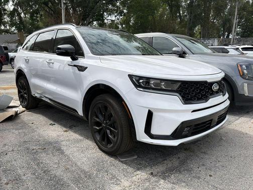 Glacial White Pearl 2021 Kia Sorento SX