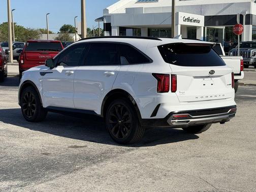2021 Kia Sorento SX