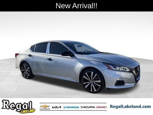 2022 Nissan Altima 2.5 SR