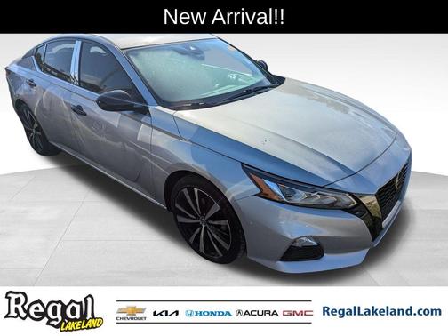 2022 Nissan Altima 2.5 SR