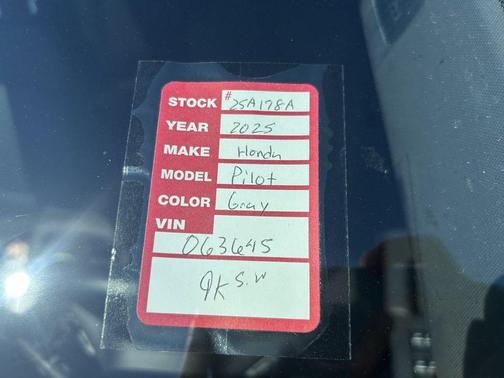 2025 Honda Pilot Black Edition