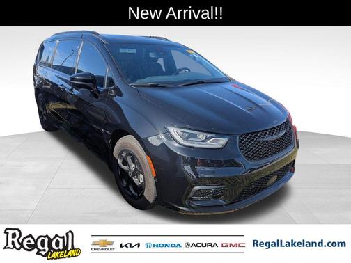2025 Chrysler Pacifica Hybrid Select