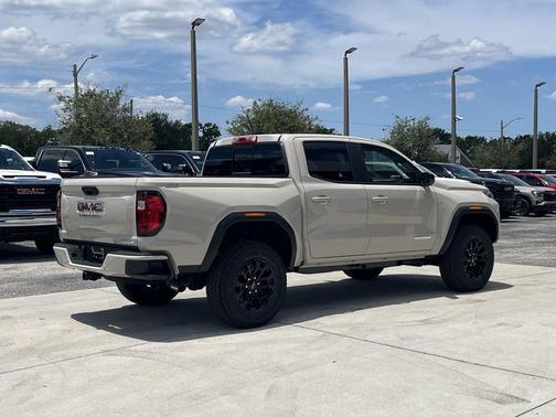 Dune 2026 GMC Canyon Elevation