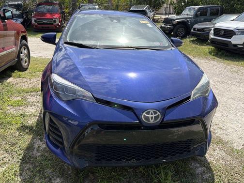 Blue 2018 Toyota Corolla SE