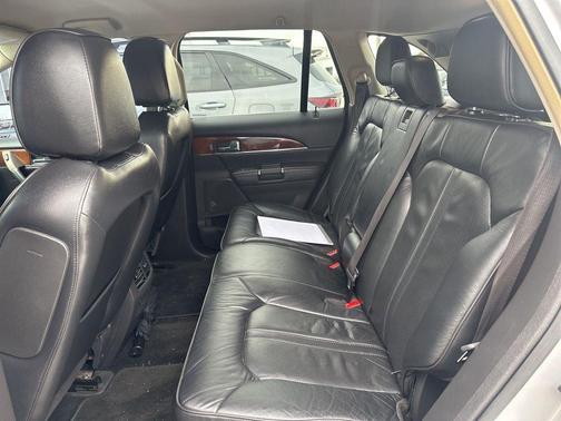 2013 Lincoln MKX Base