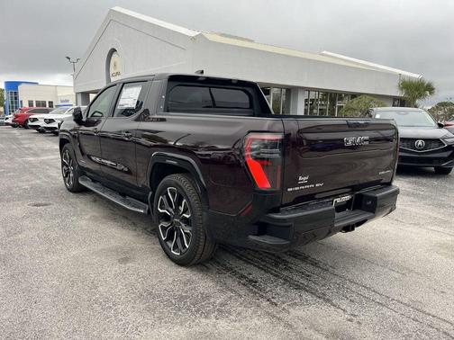 2025 GMC Sierra EV Denali