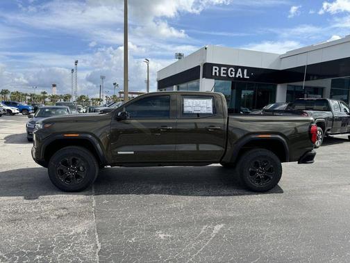 2025 GMC Canyon Elevation