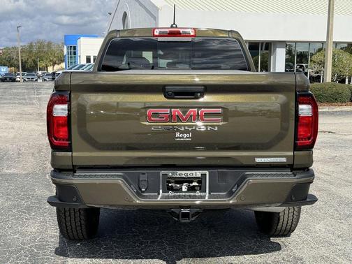 2025 GMC Canyon Elevation