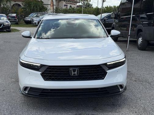Platinum White Pearl 2025 Honda Accord Hybrid Touring