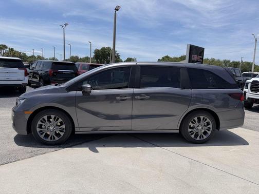 Modern Steel Metallic 2026 Honda Odyssey Touring
