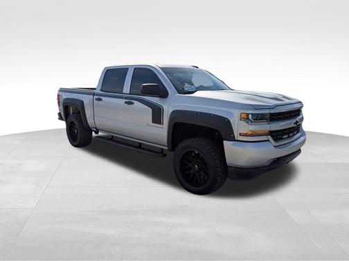 2018 Chevrolet Silverado 1500 Custom