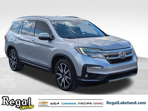 2019 Honda Pilot Touring 8-Passenger