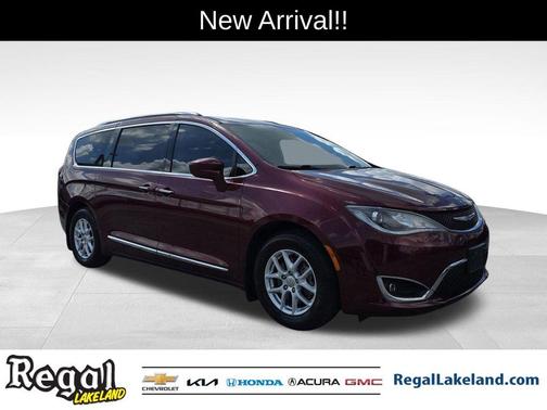 2020 Chrysler Pacifica Touring-L