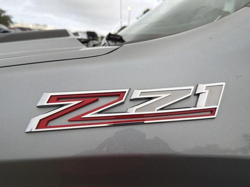 Sterling Gray Metallic 2024 Chevrolet Silverado 1500 LT Trail Boss