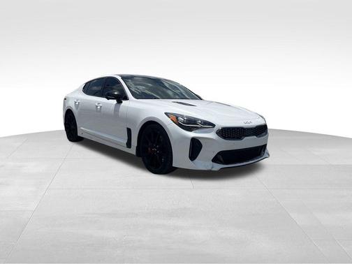 2022 Kia Stinger GT2