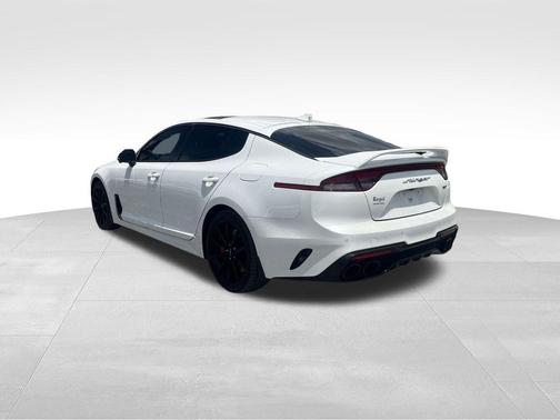 2022 Kia Stinger GT2