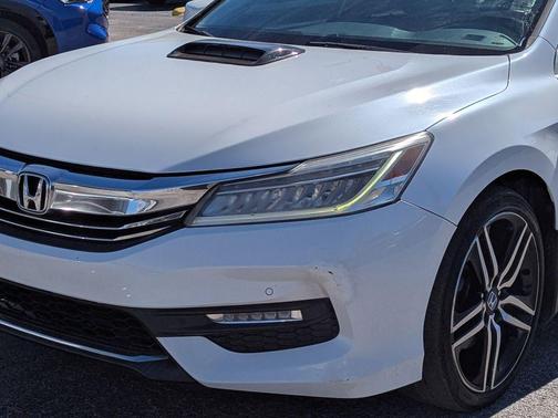 2017 Honda Accord Touring