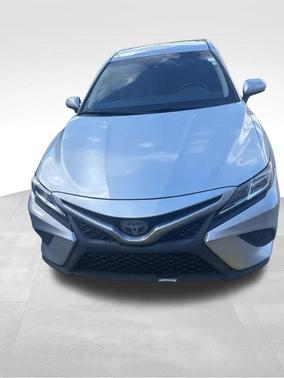 2018 Toyota Camry Hybrid Hybrid SE