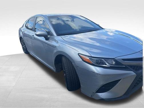 2018 Toyota Camry Hybrid Hybrid SE