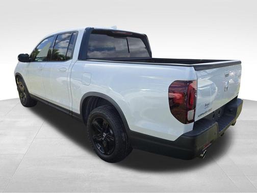2022 Honda Ridgeline Black Edition