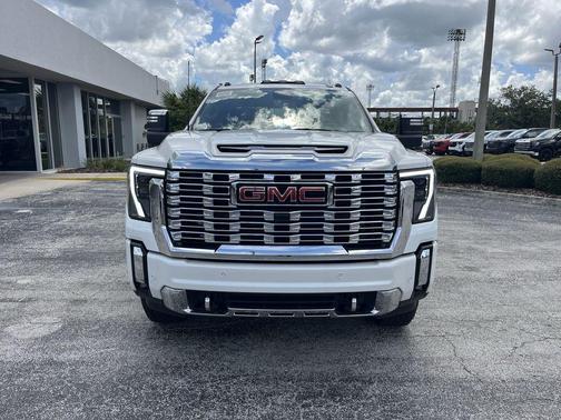 2025 GMC Sierra 2500 Denali