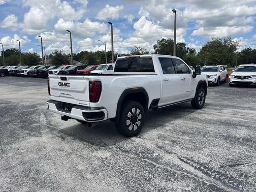 2025 GMC Sierra 2500 Denali