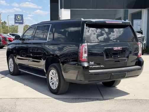 Onyx Black 2019 GMC Yukon XL SLT