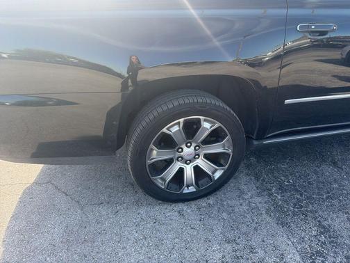 2016 GMC Yukon XL Denali