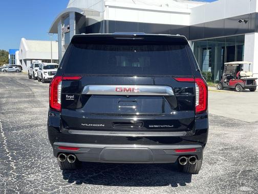 2023 GMC Yukon XL Denali