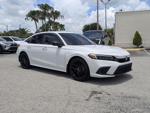White 2023 Honda Civic Sport