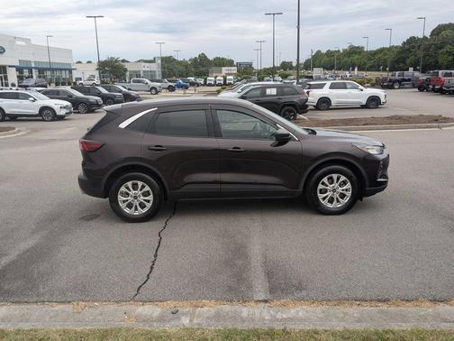 Cinnabar Red Metallic Premium Colorant 2023 Ford Escape Active