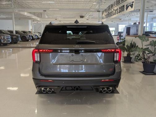 Carbonized Gray Metallic 2026 Ford Explorer ST