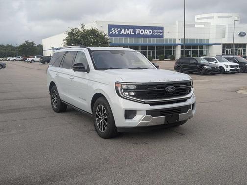 Space Silver Metallic 2025 Ford Expedition Platinum